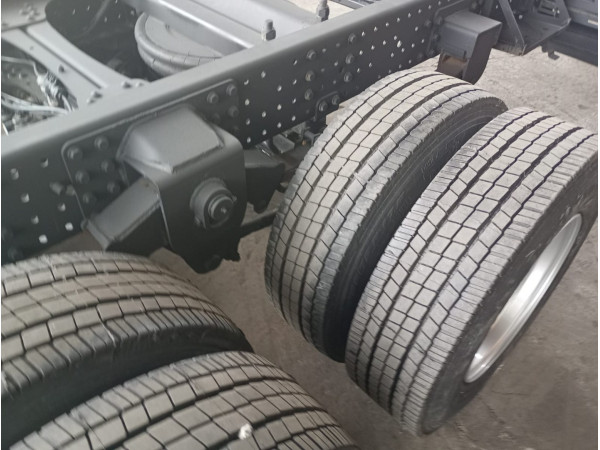 VOLKSWAGEN Delivery 13-180