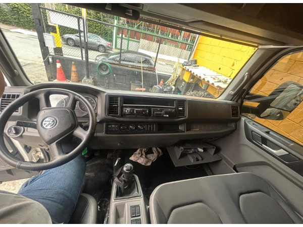 VOLKSWAGEN 9-170 DRC 4X2 DELIVERY