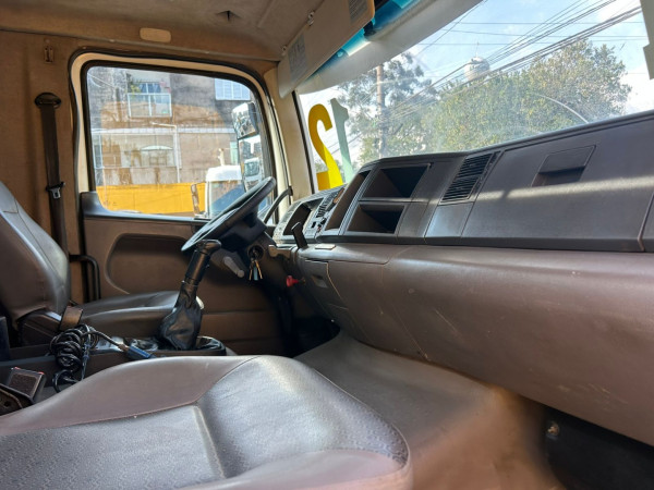 VOLKSWAGEN 26-280 6X4 CONSTELLATION