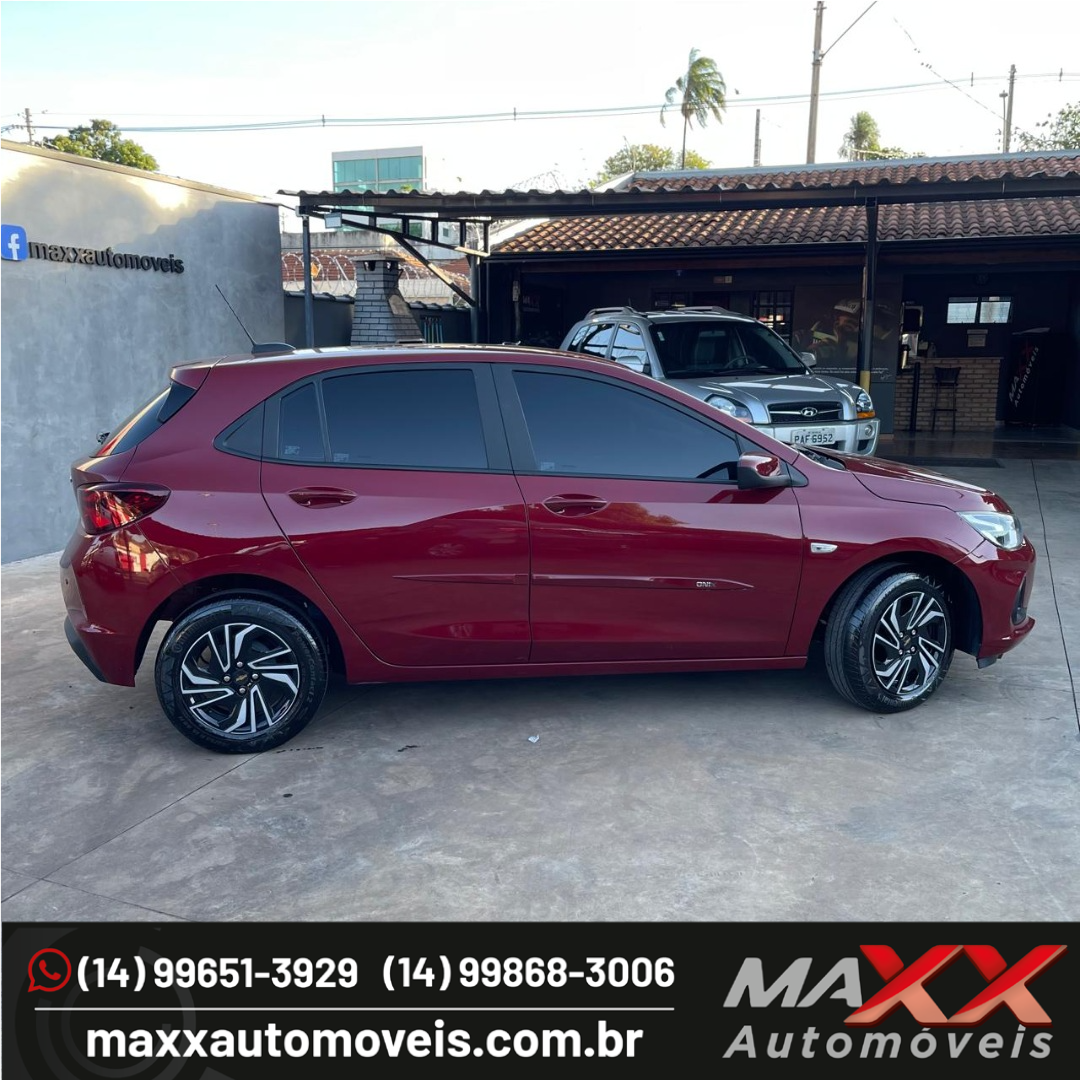 Onix Hatch 1.0 4P FLEX LT TURBO AUTOMÁTICO