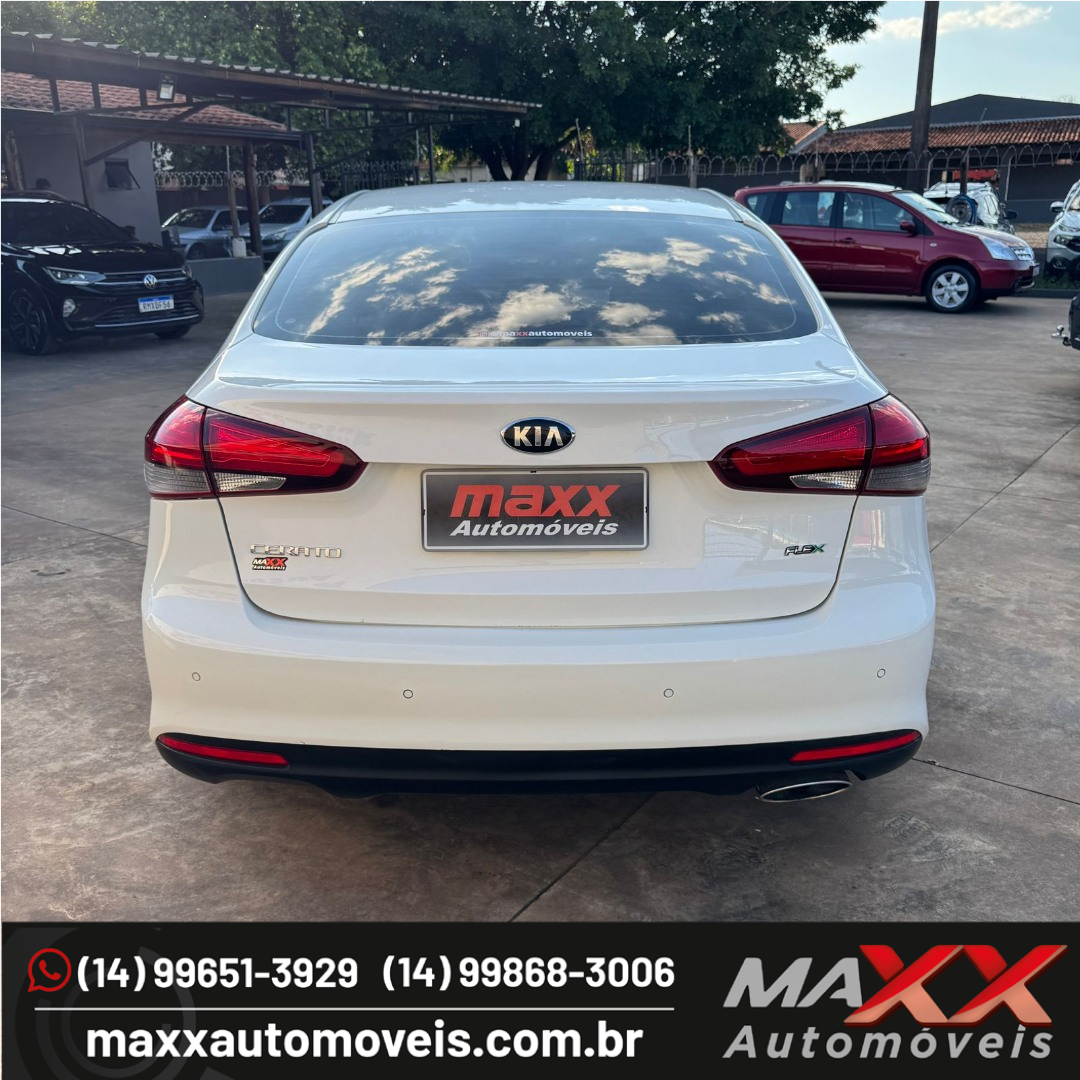 KIA Cerato Sedan 1.6 16V 4P SX AUTOMÁTICO