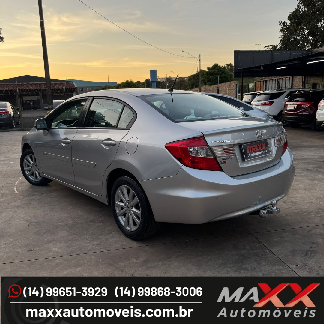 Civic 1.8 16V 4P FLEX LXS AUTOMÁTICO