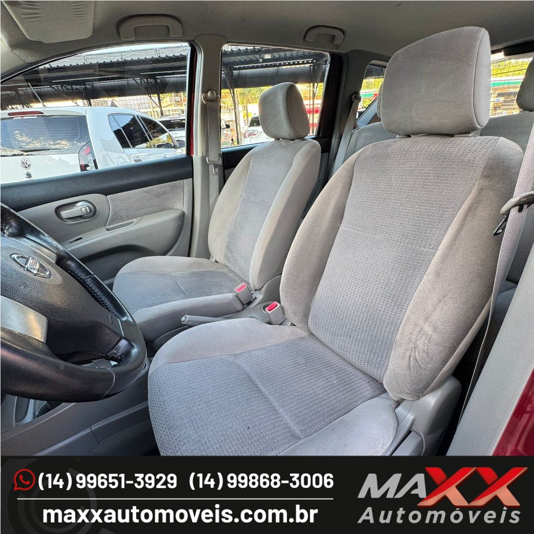 NISSAN Livina 1.8 16V 4P SL FLEX AUTOMÁTICO