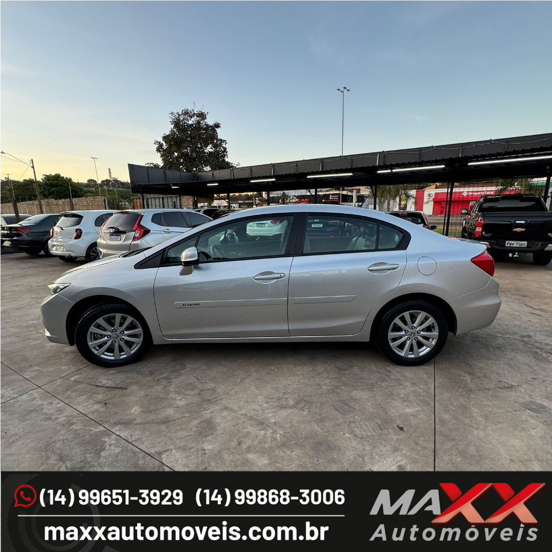 Civic 1.8 16V 4P FLEX LXS AUTOMÁTICO