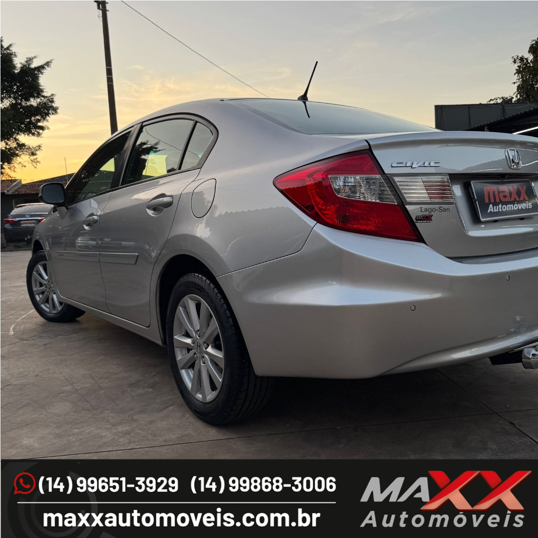 Civic 1.8 16V 4P FLEX LXS AUTOMÁTICO