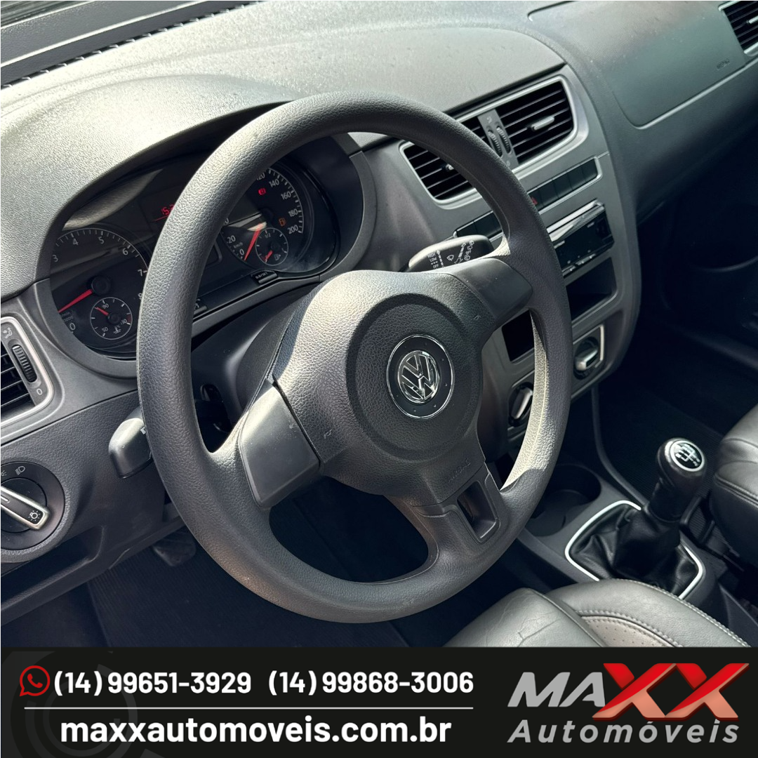 VOLKSWAGEN Fox 1.0 4P I-TREND FLEX