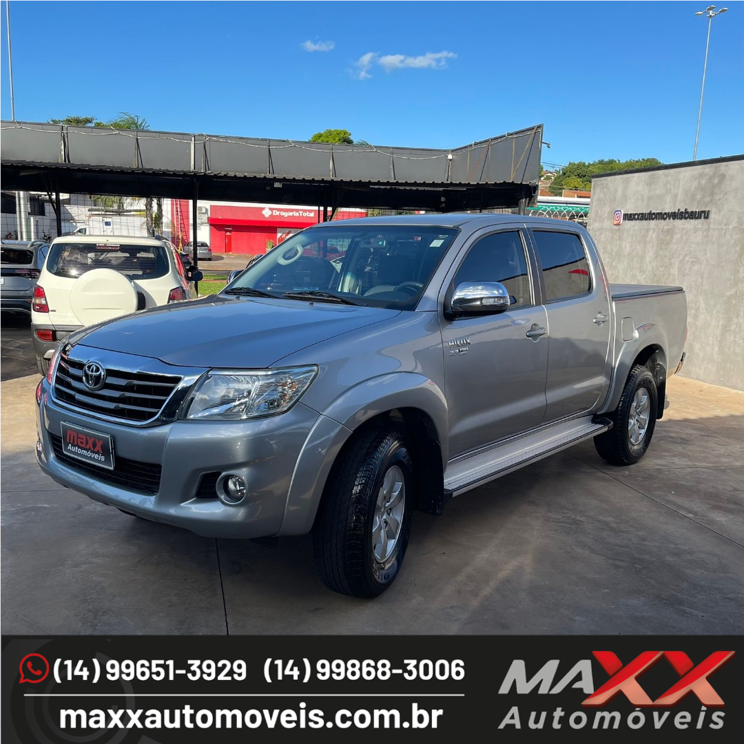 TOYOTA Hilux Caminhonete 2.7 16V 4P SRV FLEX CABINE DUPLA AUTOMÁTICO