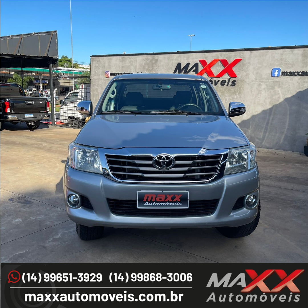 TOYOTA Hilux Caminhonete 2.7 16V 4P SRV FLEX CABINE DUPLA AUTOMÁTICO