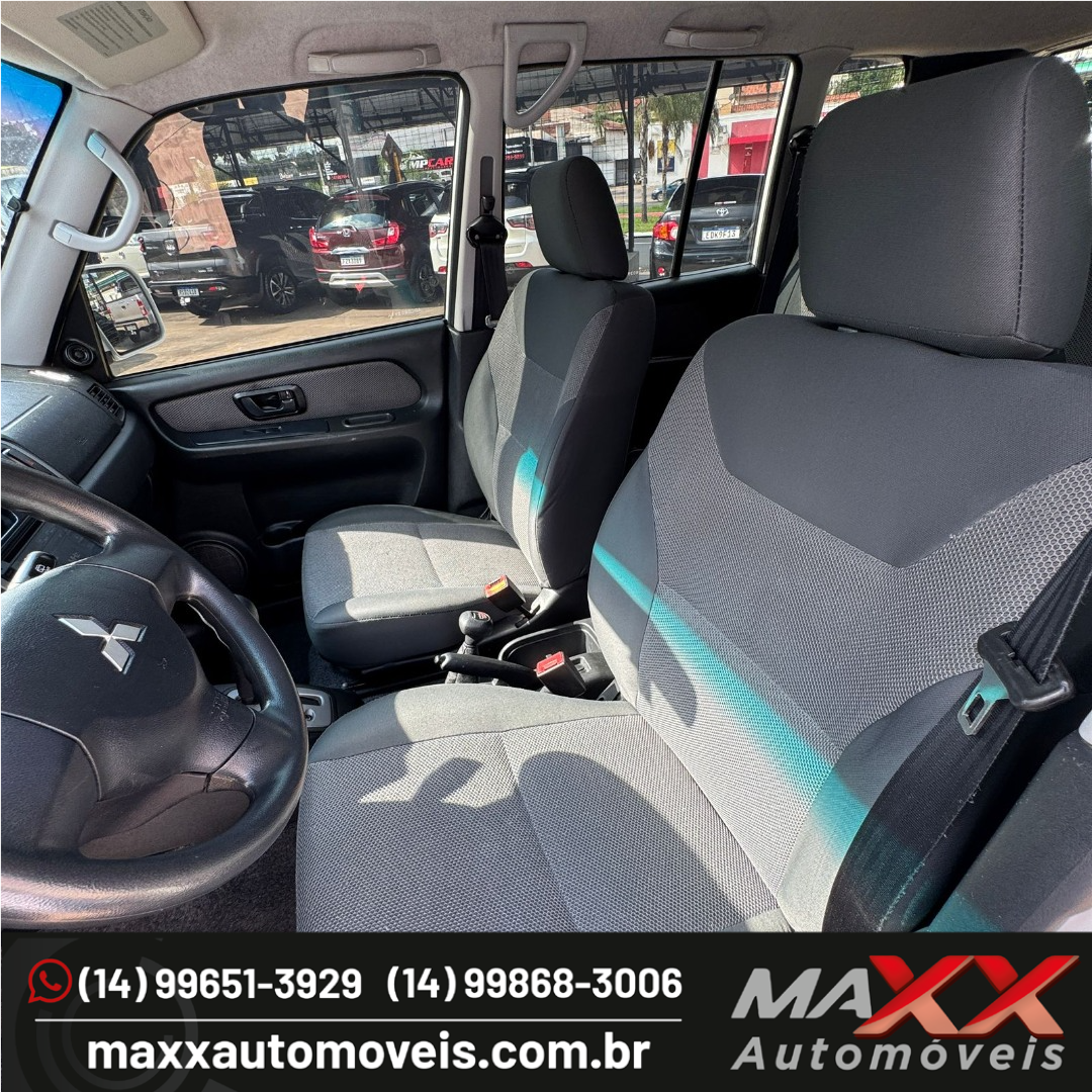 MITSUBISHI Pajero TR4 2.0 16V 4P 4X4 AUTOMÁTICO