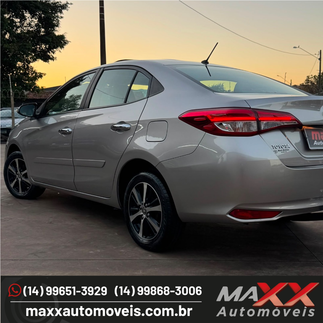 TOYOTA Yaris Sedan 1.5 16V 4P FLEX XLS MULTIDRIVE AUTOMÁTICO CVT