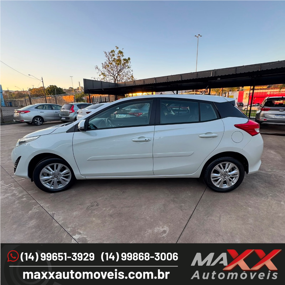 TOYOTA Yaris Hatch 1.3 16V 4P FLEX XL PLUS TECH MULTIDRIVE AUTOMÁTICO CVT