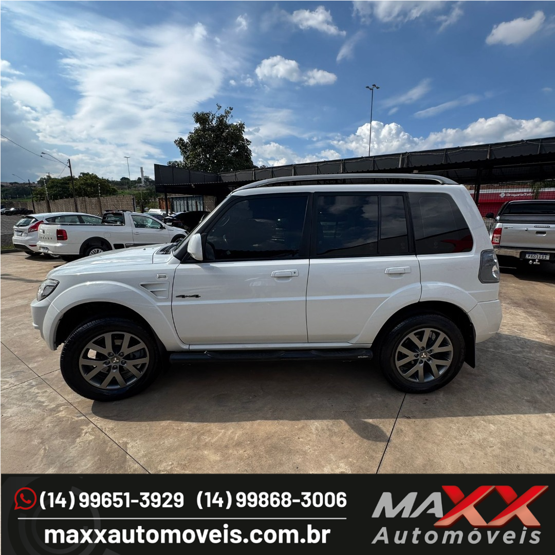 MITSUBISHI Pajero TR4 2.0 16V 4P 4X4 AUTOMÁTICO