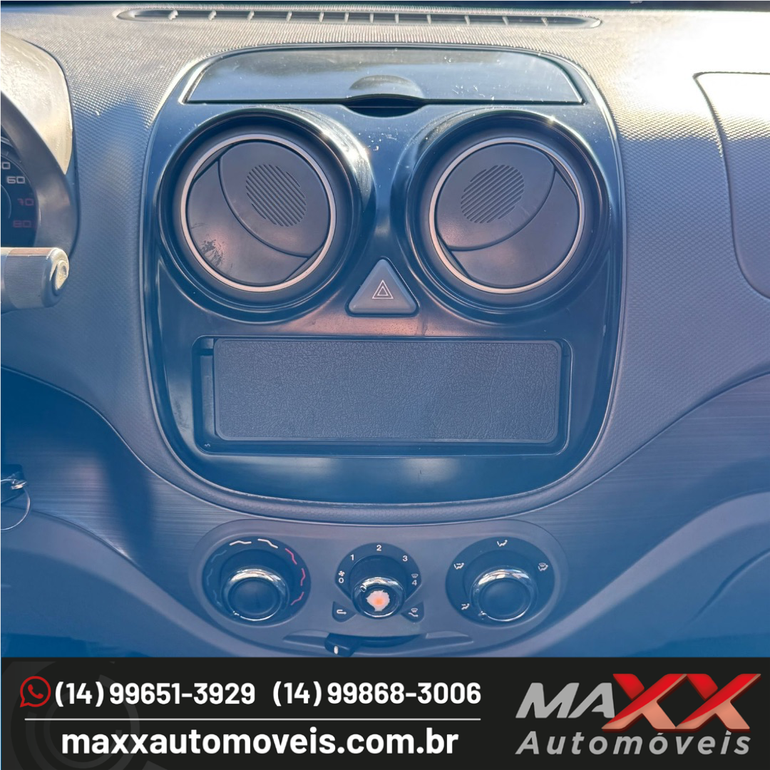 FIAT Palio 1.0 4P FLEX ATTRACTIVE