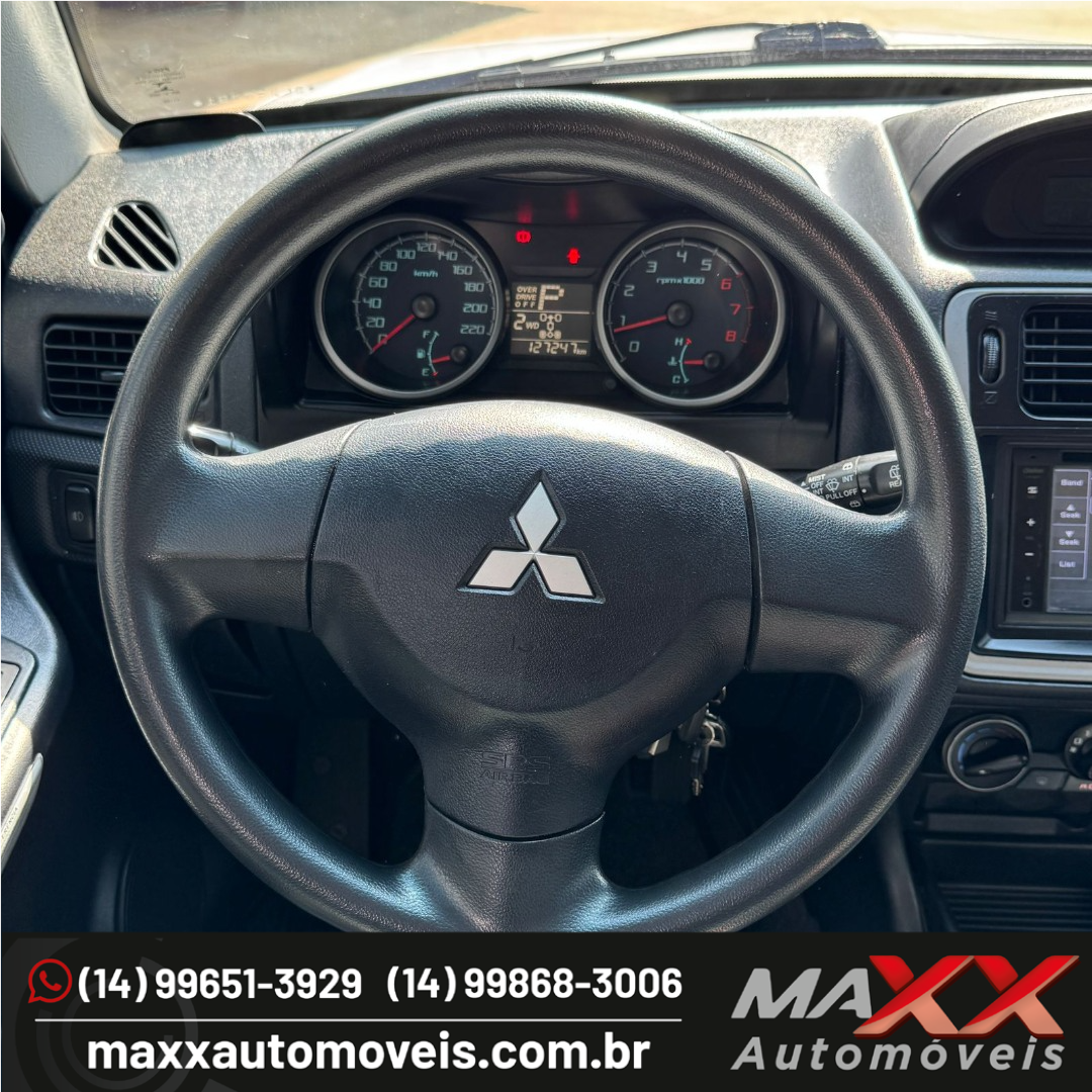 MITSUBISHI Pajero TR4 2.0 16V 4P 4X4 AUTOMÁTICO