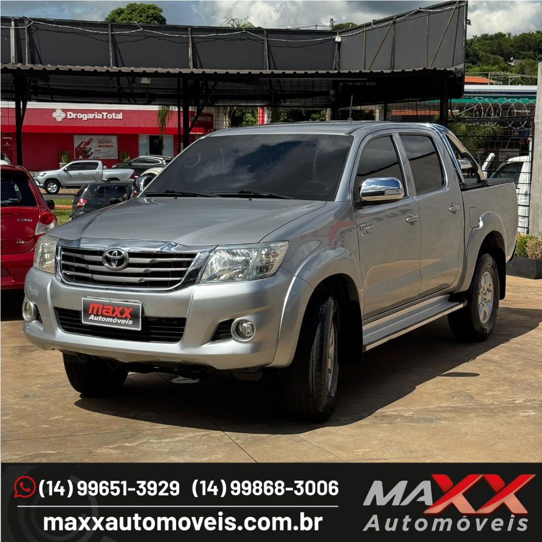 TOYOTA Hilux Caminhonete 2.7 16V 4P SRV FLEX CABINE DUPLA AUTOMÁTICO