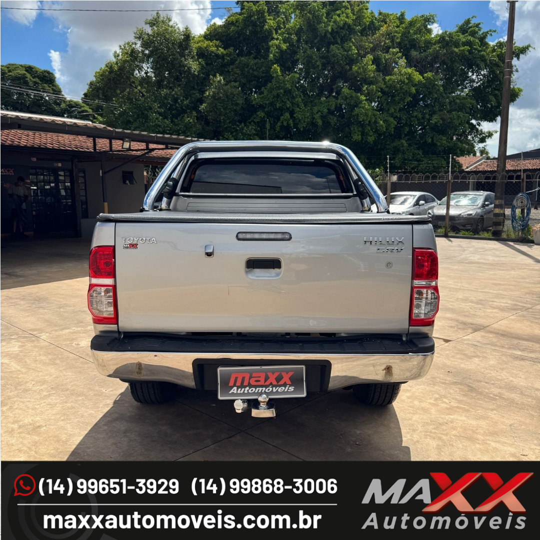 TOYOTA Hilux Caminhonete 2.7 16V 4P SRV FLEX CABINE DUPLA AUTOMÁTICO