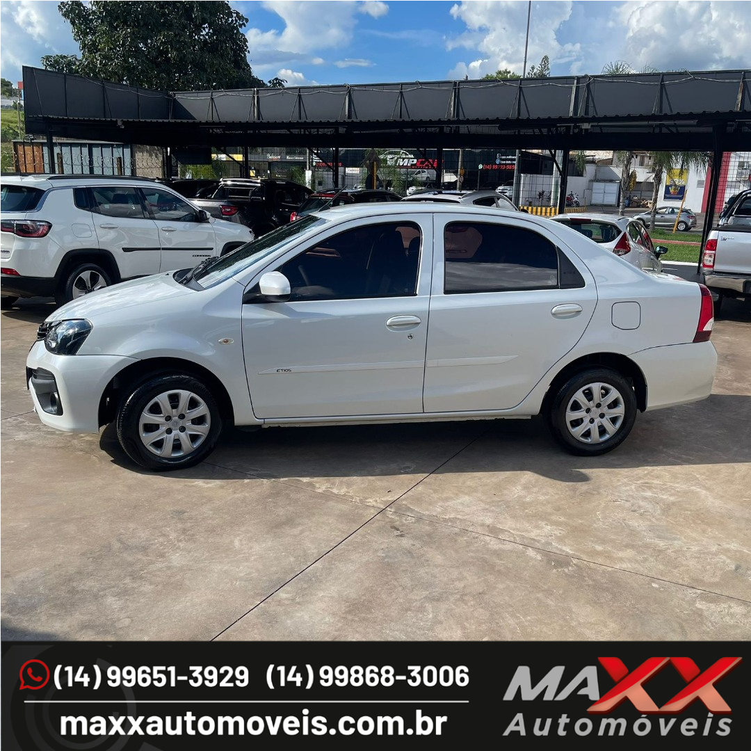 TOYOTA Etios Sedan 1.5 16V 4P FLEX X