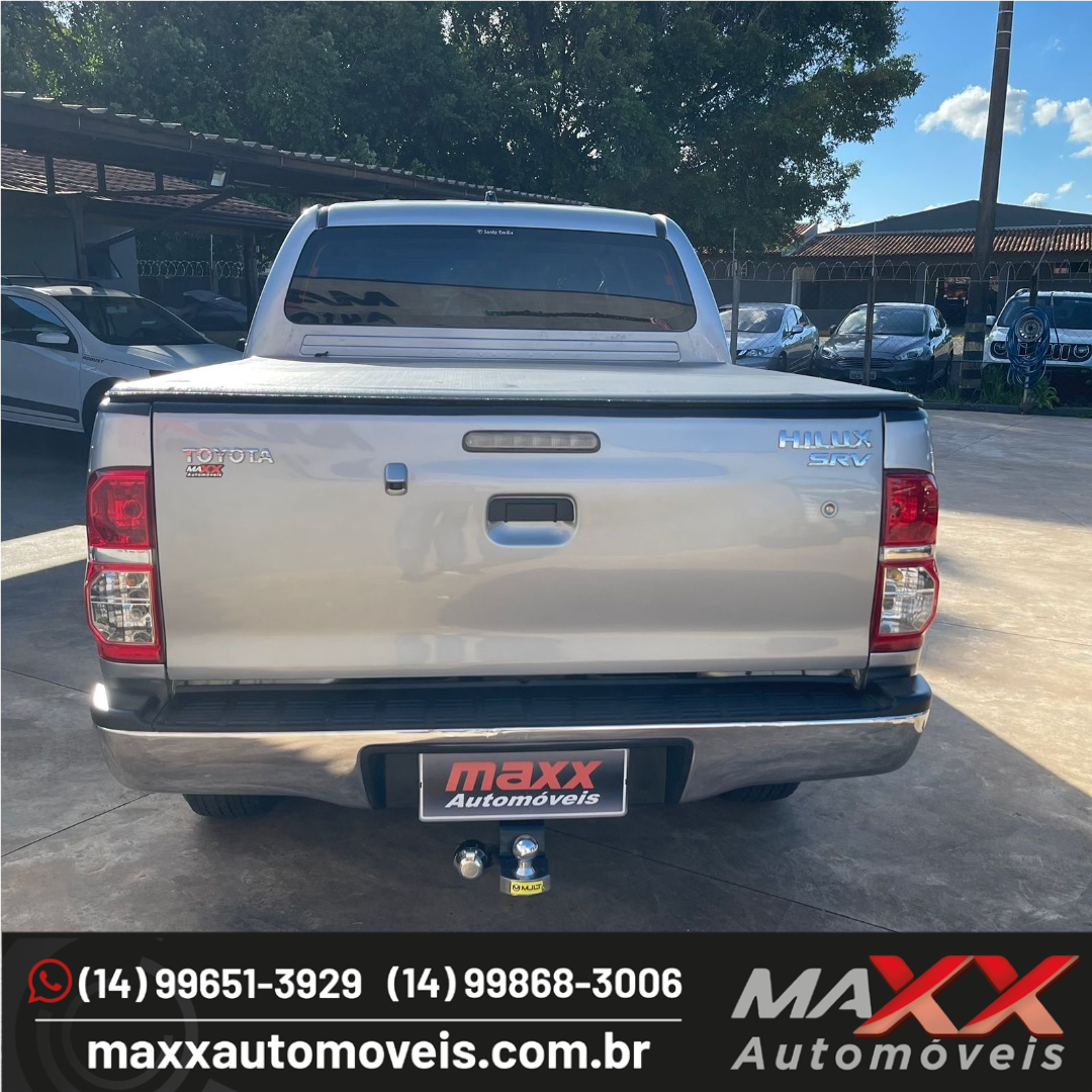 TOYOTA Hilux Caminhonete 2.7 16V 4P SRV FLEX CABINE DUPLA AUTOMÁTICO