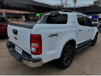 S10 2.8 12V HIGH COUNTRY CABINE DUPLA 4X4 TURBO DIESEL AUTOMÁTICO
