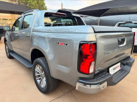 CHEVROLET S10 2.8 12V HIGH COUNTRY CABINE DUPLA 4X4 TURBO DIESEL AUTOMÁTICO CHEVROLET S10 2.8 12V HIGH COUNTRY CABINE DUPLA 4X4 TURBO DIESEL AUTOMÁTICO