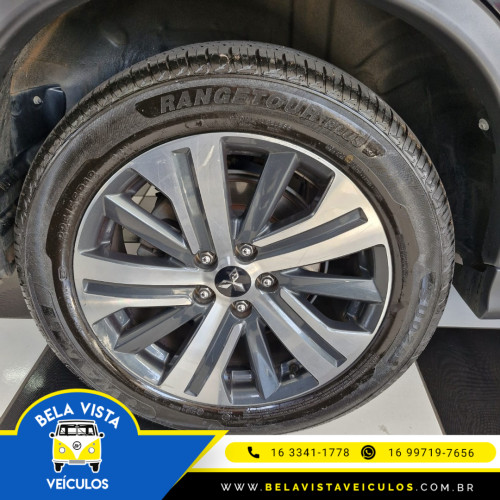 MITSUBISHI Outlander 2.0 16V 4P AUTOMÁTICO