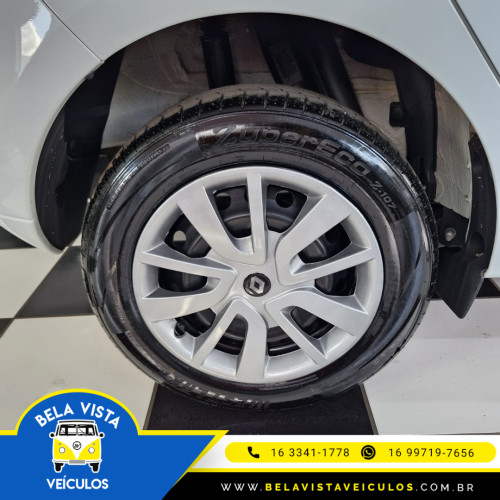 RENAULT Sandero 1.0 16V 4P FLEX AUTHENTIQUE