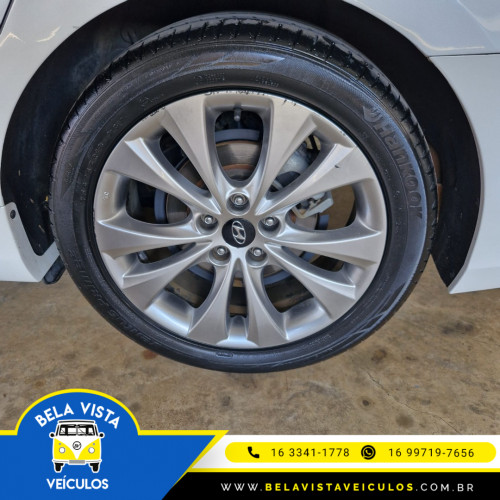 Azera 3.3 V6 24V GLS AUTOMÁTICO