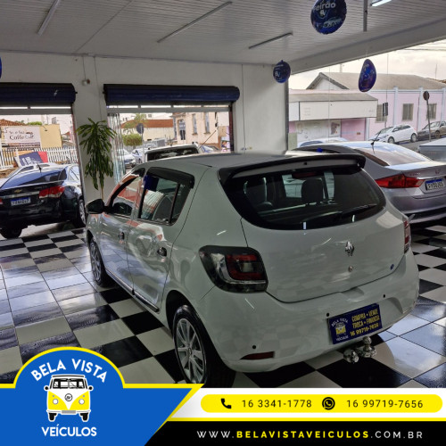 RENAULT Sandero 1.0 16V 4P FLEX AUTHENTIQUE