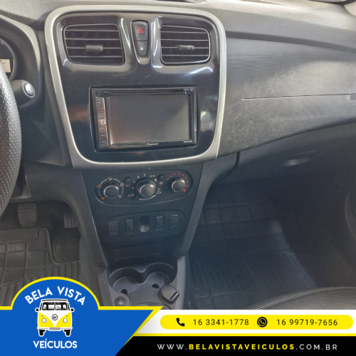 RENAULT Sandero 1.0 16V 4P FLEX AUTHENTIQUE