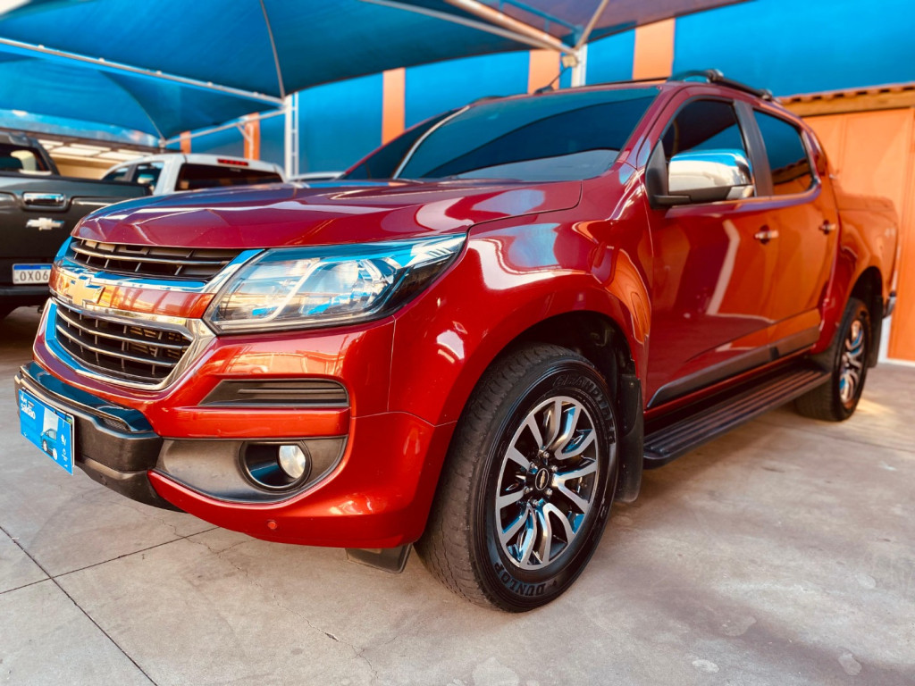 S10 2.8 12V HIGH COUNTRY CABINE DUPLA 4X4 TURBO DIESEL AUTOMÁTICO