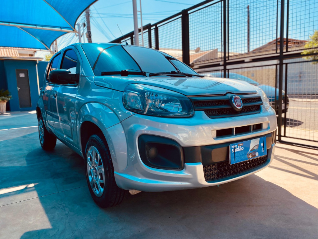 Uno 1.0 4P FLEX ATTRACTIVE