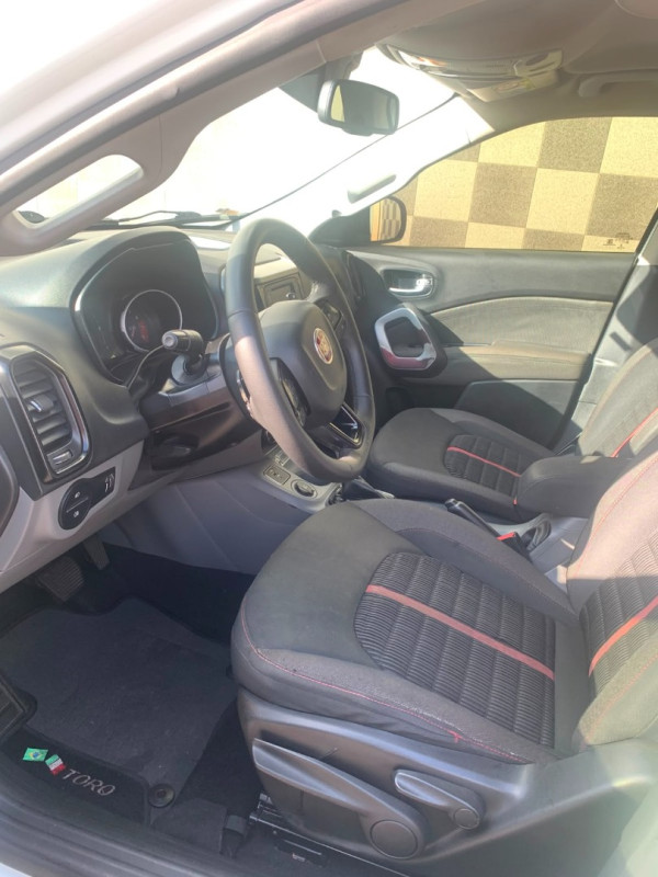 FIAT Toro 1.8 16V 4P FLEX FREEDOM AUTOMÁTICO