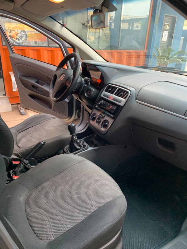 FIAT Punto 1.4 4P FLEX ATTRACTIVE ITALIA