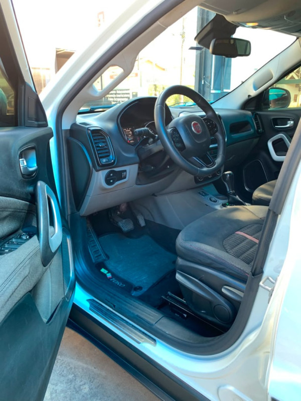 FIAT Toro 1.8 16V 4P FLEX FREEDOM AUTOMÁTICO