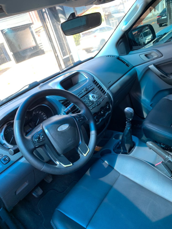 FORD Ranger 2.3 16V XLS CABINE SIMPLES