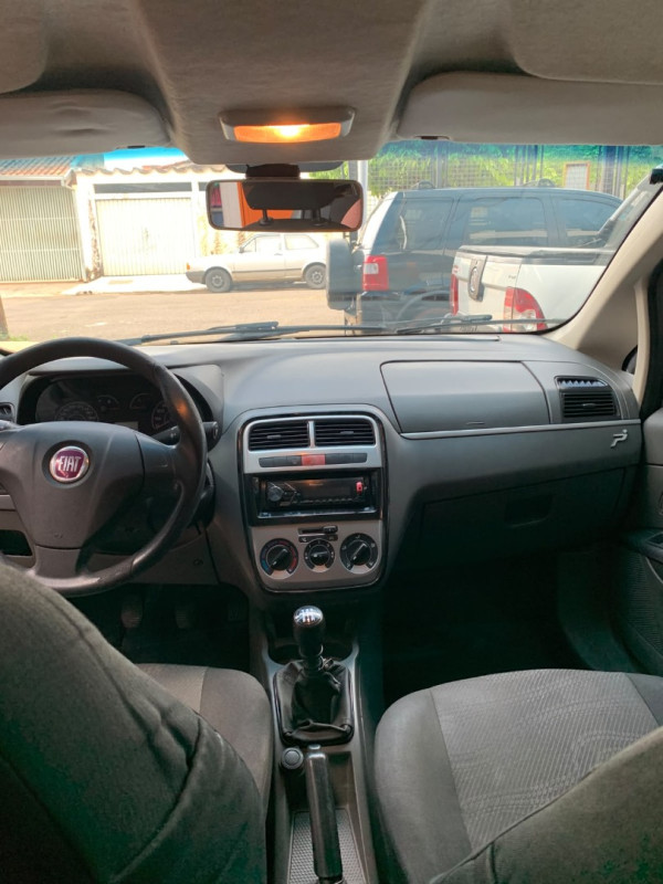 FIAT Punto 1.4 4P FLEX ATTRACTIVE ITALIA