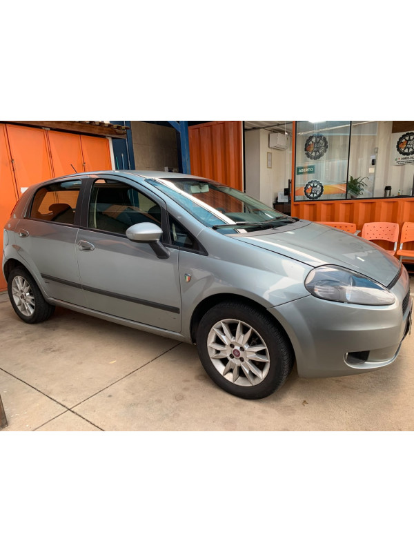 FIAT Punto 1.4 4P FLEX ATTRACTIVE ITALIA
