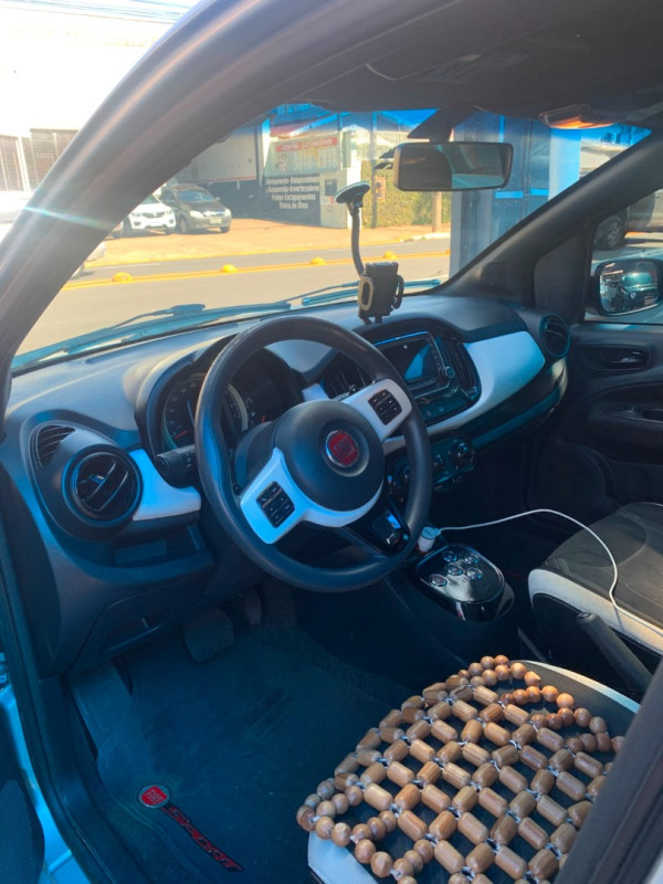 FIAT Uno 1.4 4P FLEX WAY DUALOGIC AUTOMATIZADO