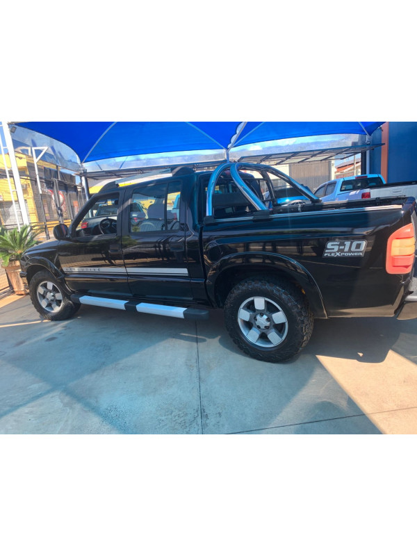 CHEVROLET S10 2.4 FLEX EXECUTIVE CABINE DUPLA
