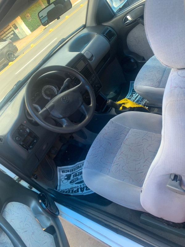 VOLKSWAGEN Parati 1.8 CL MI