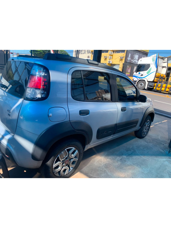 FIAT Uno 1.4 4P FLEX WAY DUALOGIC AUTOMATIZADO