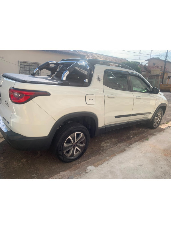 FIAT Toro 1.8 16V 4P FLEX FREEDOM AUTOMÁTICO