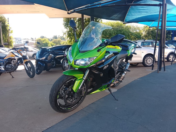KAWASAKI Ninja 1000 Modelo sem Versão