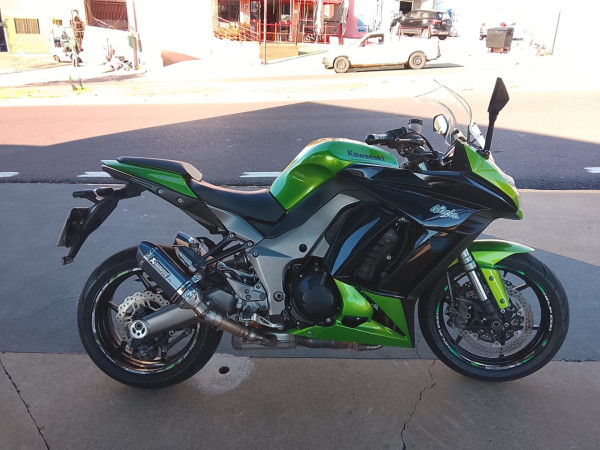 KAWASAKI Ninja 1000 Modelo sem Versão