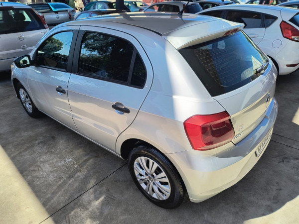 VOLKSWAGEN Gol 1.0
