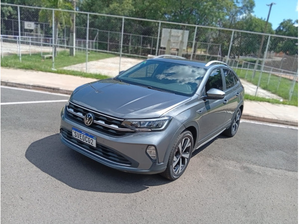 VOLKSWAGEN Nivus 1.0 4P FLEX 200 TSI HIGHLINE TURBO AUTOMÁTICO