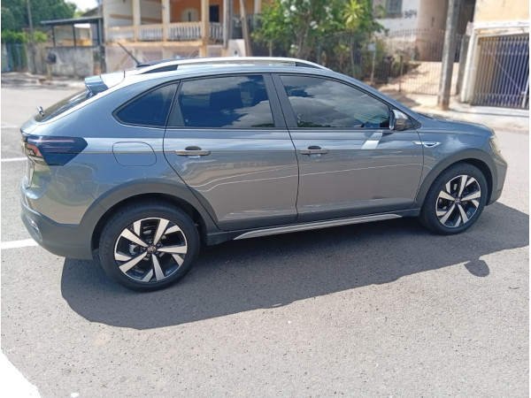 VOLKSWAGEN Nivus 1.0 4P FLEX 200 TSI HIGHLINE TURBO AUTOMÁTICO