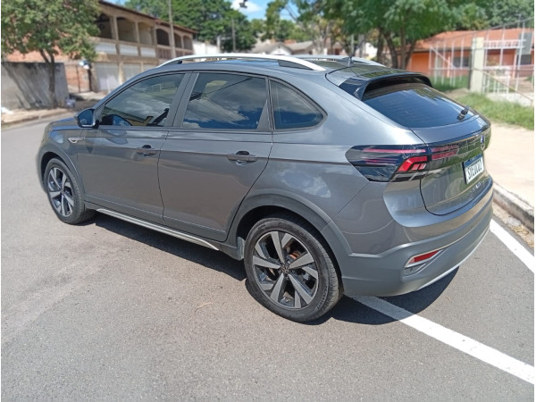 VOLKSWAGEN Nivus 1.0 4P FLEX 200 TSI HIGHLINE TURBO AUTOMÁTICO