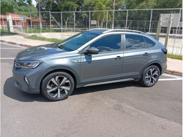 VOLKSWAGEN Nivus 1.0 4P FLEX 200 TSI HIGHLINE TURBO AUTOMÁTICO