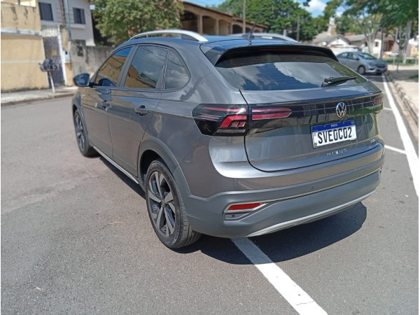 VOLKSWAGEN Nivus 1.0 4P FLEX 200 TSI HIGHLINE TURBO AUTOMÁTICO